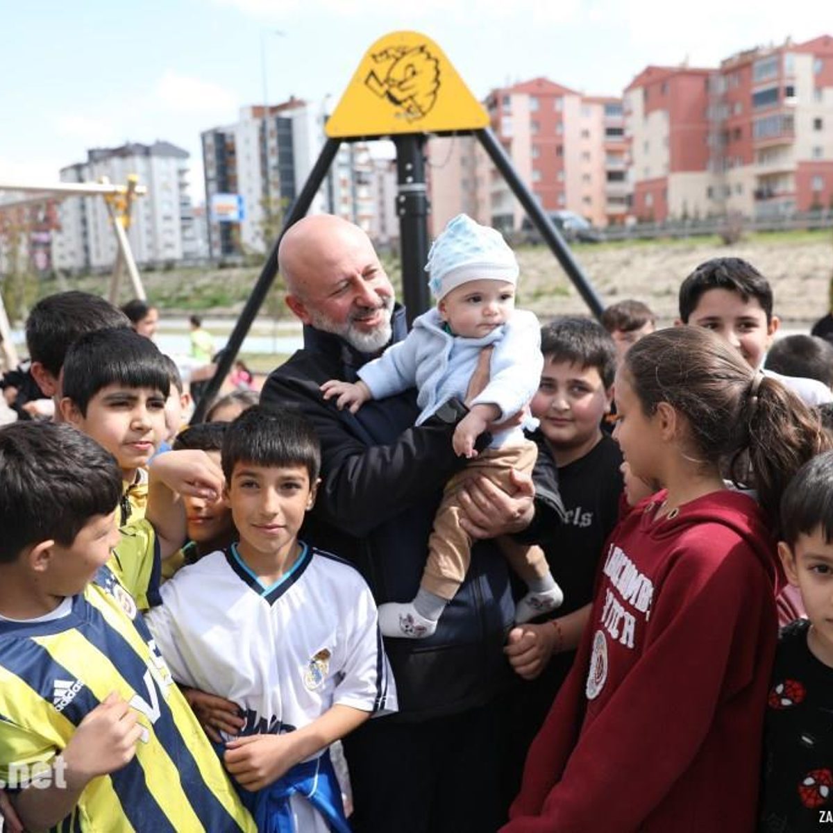 Kocasinan'da yeşil alan çalışmaları: Çolakbayrakdar'dan müjde