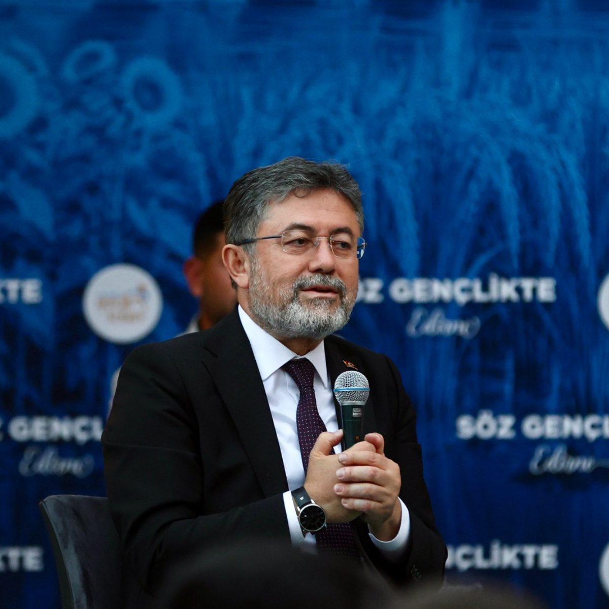 Bakan Yumaklı: 95 proje 1,2 milyar lira hibe almaya hak kazandı