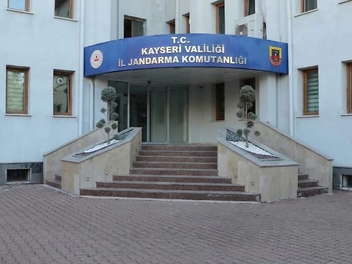 Jandarma ekiplerince 105 aranan şahıs yakalandı