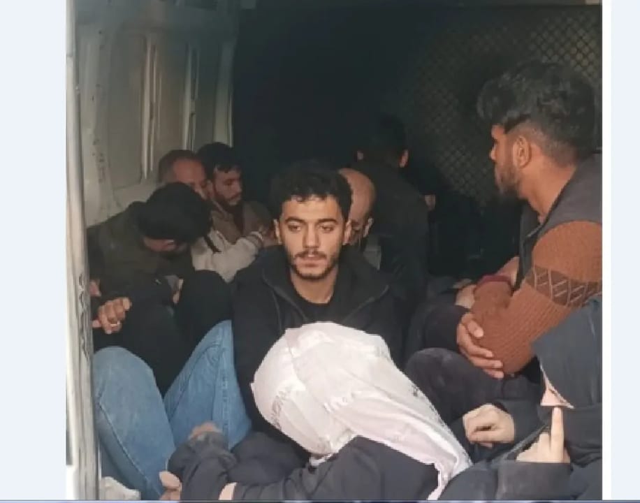 Kilis'te 18 kaçak göçmen yakalandı
