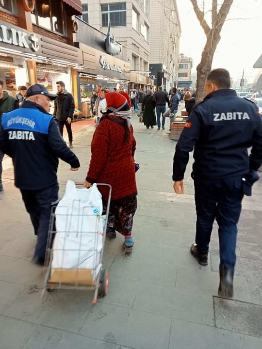 Dilencilikle mücadele toplantısı yapıldı