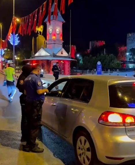 ‘Huzur’ uygulaması: 5 aranan şahıs yakalandı