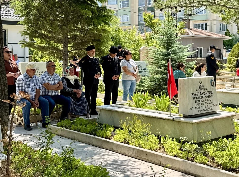 Kırşehir'de Kurban Bayramı arifesinde şehitlikler ziyaret edildi
