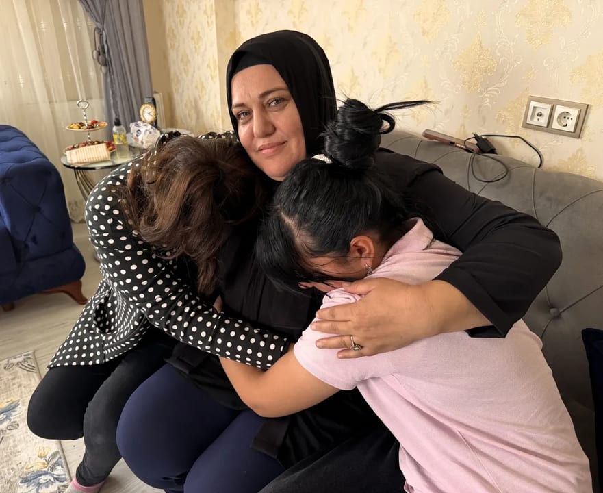 Nehire anne rüyasından etkilenip 4 çocuğun koruyucu ailesi oldu