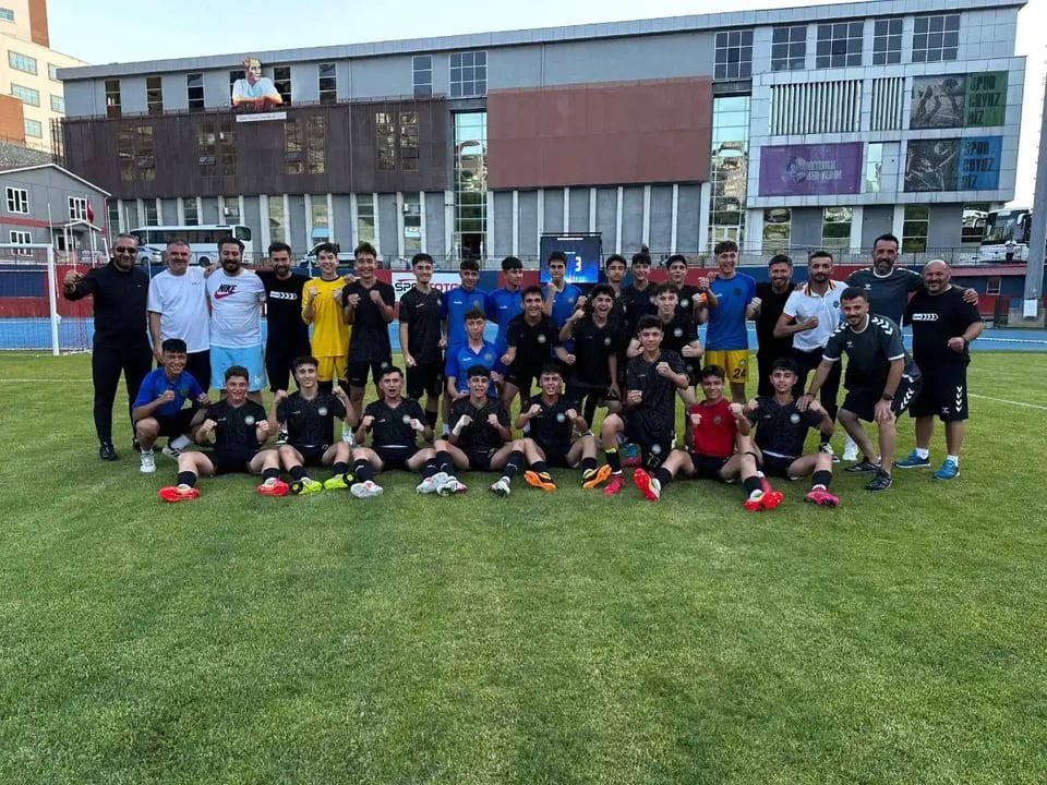 Talas Belediyespor U15 takımı Türkiye Finaline yükseldi