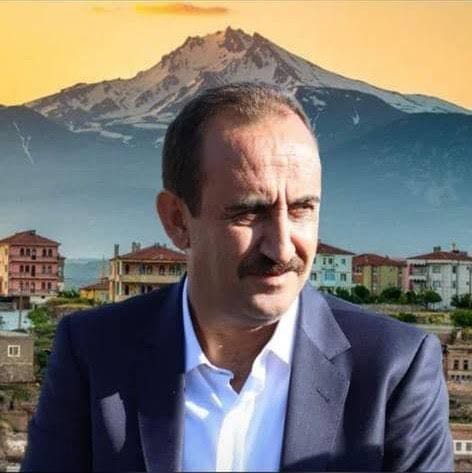 Başkan İlmek, “Bir bardak suda fırtına kopartıyoruz”