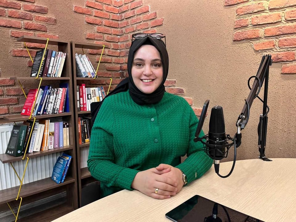 Psikolog Çöl: “Gençler aile olma sürecinde zorlanıyor, sosyal medya beklentileri artırıyor”
