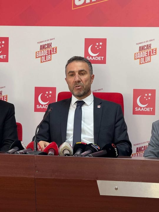 Başkan Altun: “Şehit cenazesi varken eğlence yapılması, yönetimin vurdumduymazlığıdır”
