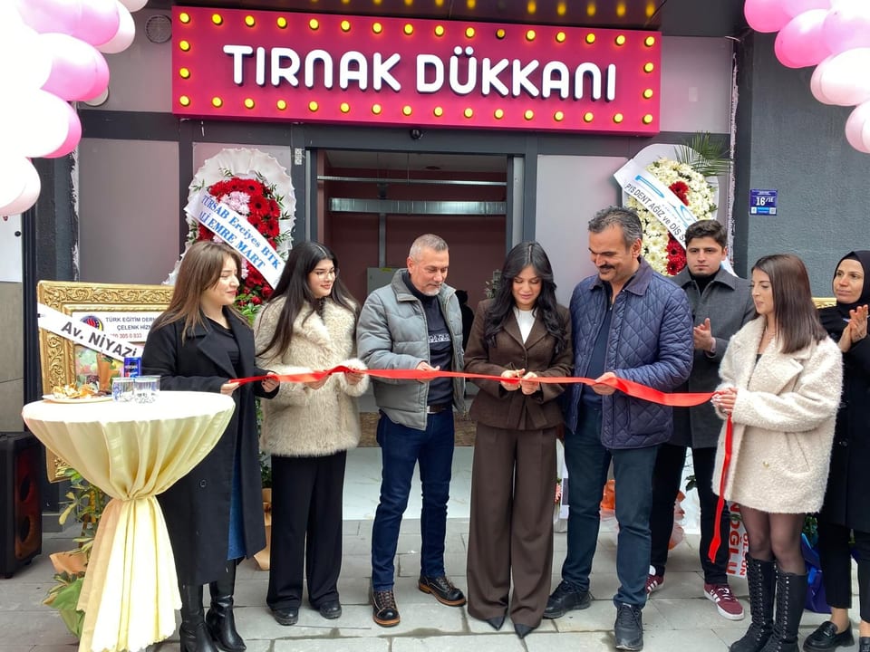 Tırnak Dükkanı Sahabiye’de hizmete açıldı