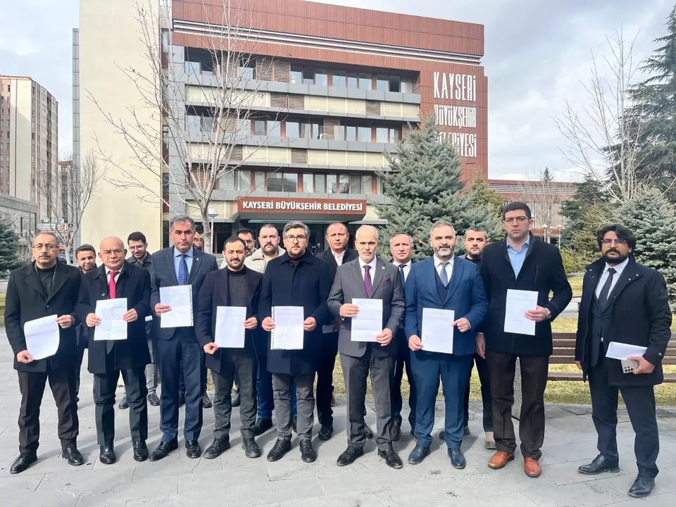 Başkan Öztürk’ten sert açıklamalar; “Siyasi rüşvet”