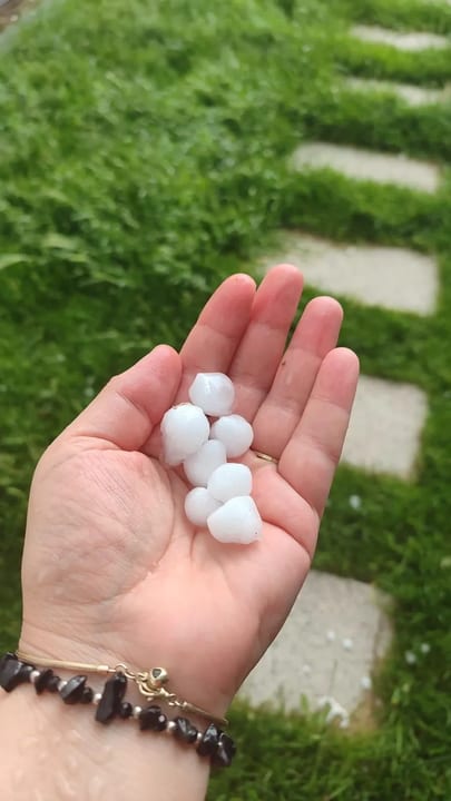 Kayseri'de dolu etkili oldu