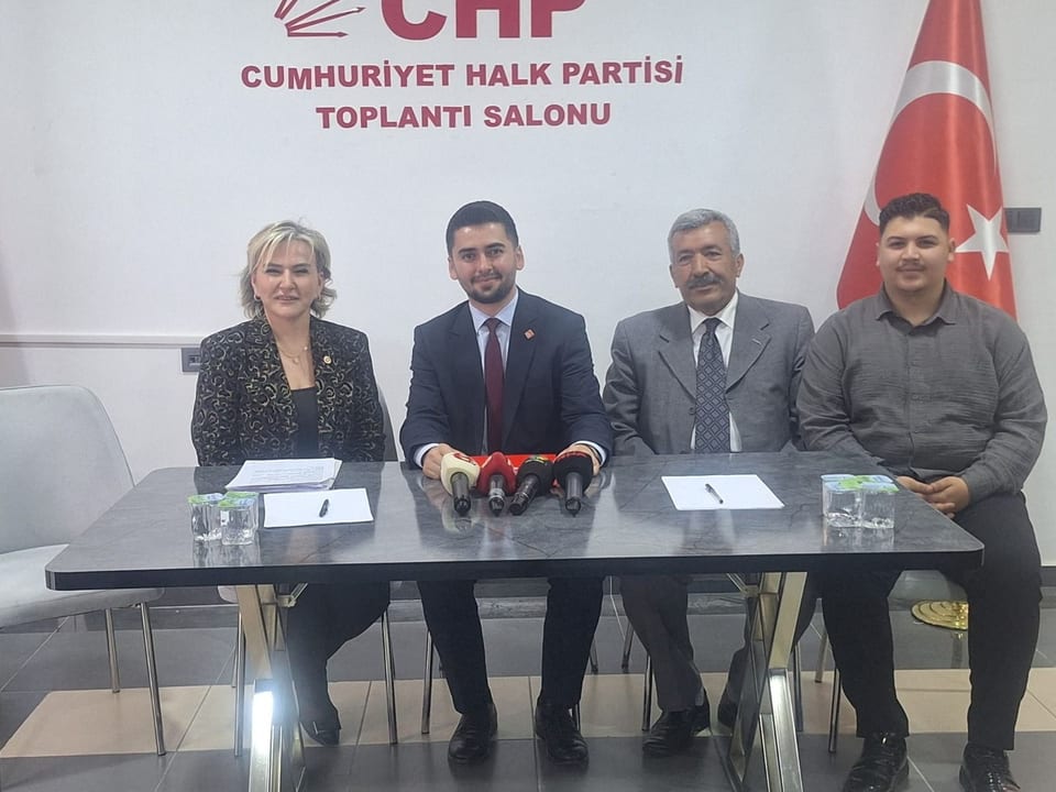 CHP İstanbul Milletvekili Özdemir, “Biz geleceğiz, hukuku tekrardan adaletle tesis edeceğiz”