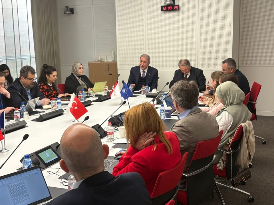 Hulusi Akar, “Türkiye, NATO Zirvesi’ne en üst düzeyde ev sahipliği yapmaya hazırlanıyor”