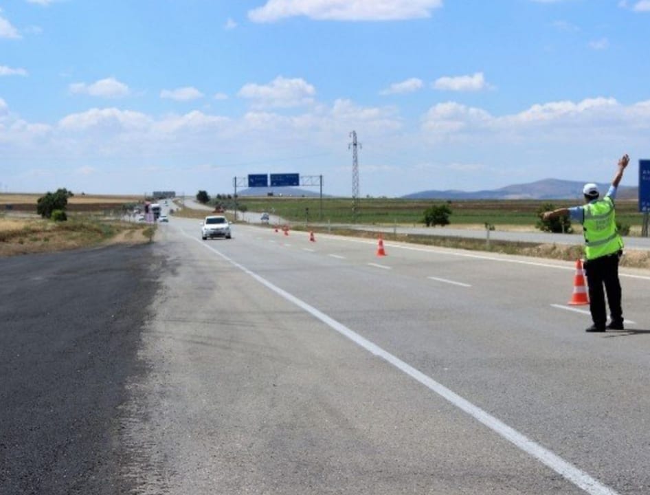 Kurban Bayramı tedbirleri kapsamında D-260 Karayolu’nda ağır tonajlı araçlara geçici kısıtlama