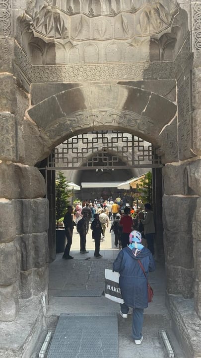 Dünyanın ilk tıp fakültesinden Kayseri Lisesi’ne: Kültür yolu gezileri başladı