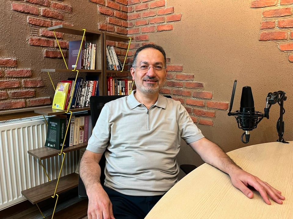 Op. Dr. Altuğ, “Kuralları koyabilirsek teknoloji faydalı olur"