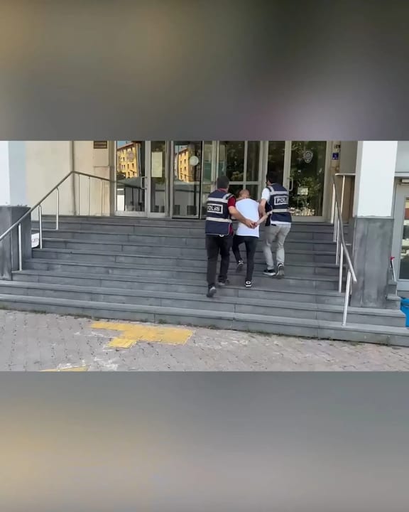 Kayseri'de Karşılıksız Çek Suçundan Aranan Firarisi Yakalandı