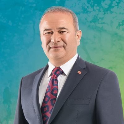 Ayhan Arslan Kimdir? Nereli, Kaç Yaşında, Hayatı ve Siyasi Kariyeri