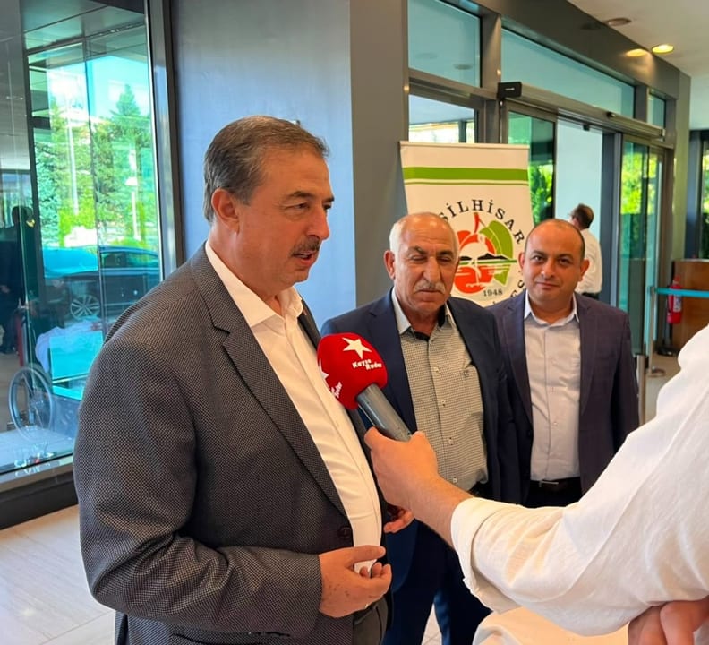 Yeşilhisar Kayısısı meclise taşındı