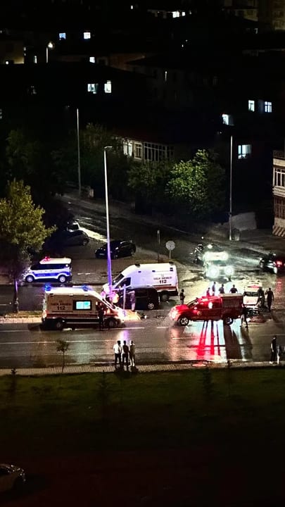 Kayseri Bağdat Caddesi'nde kaza: yaralılar var
