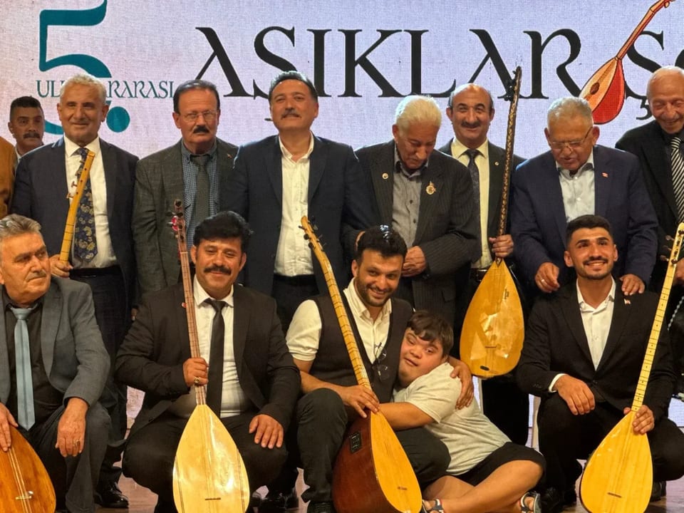 Vali Gökmen Çiçek: “Bu millet ilelebet var olacak diye bağırıyoruz”