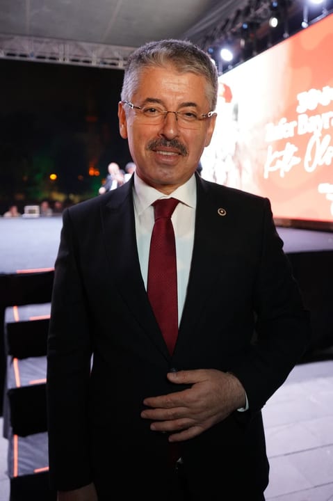 AK Parti Milletvekili Çopuroğlu, “Vatan sevgimiz ve özgür yaşama isteğimiz bütün dünyaca biliniyor”