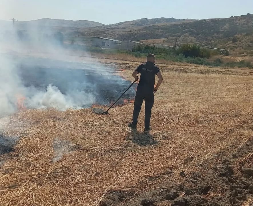 Beypazarı'nda çıkan anız yangını söndürüldü