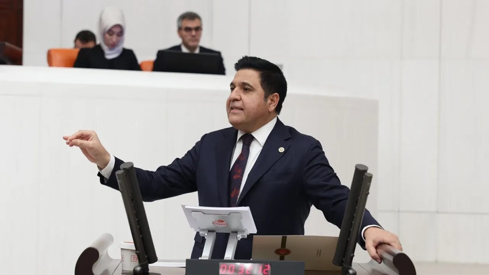SP'li Bülent Kaya: Hekimleri hak ettikleri değerle, destekle güçlendirin