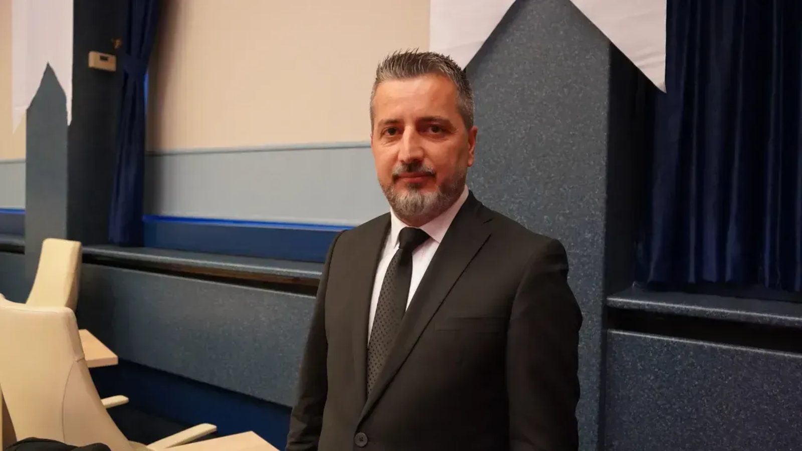 Meclis Üyesi Ülker: “Kayseri’nin vekili mi misafiri mi?”