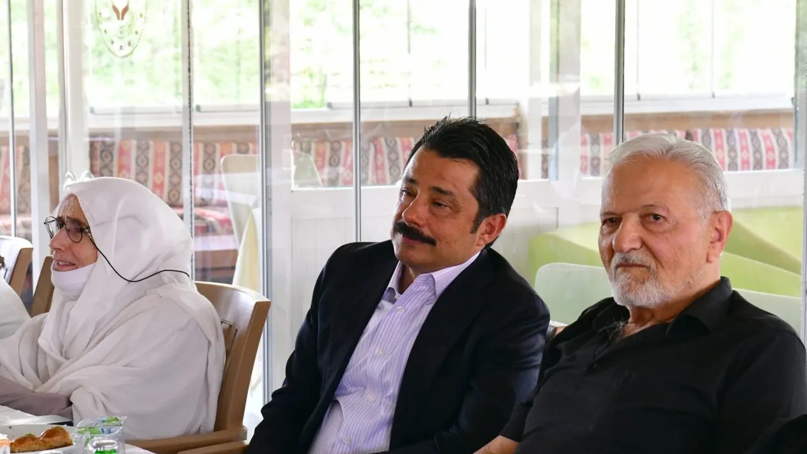 Kırşehir Valisi Demiryürek, huzurevi ve sevgi evlerini ziyaret etti