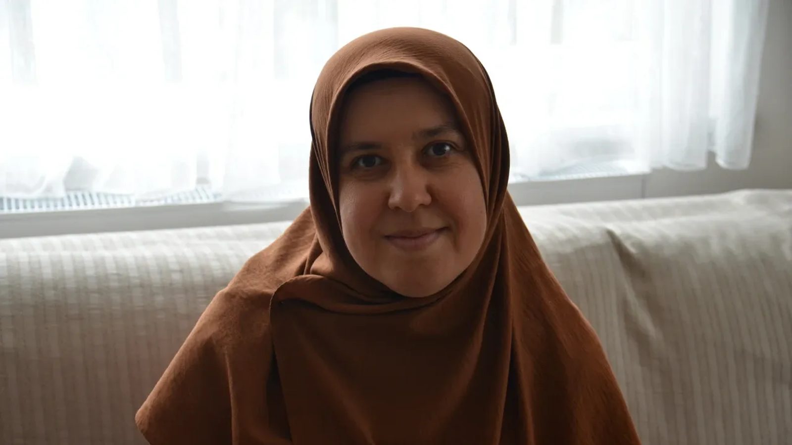 Annesini doğumda kaybeden Meryem, koruyucu ailesinin "en özel" çocuğu oldu