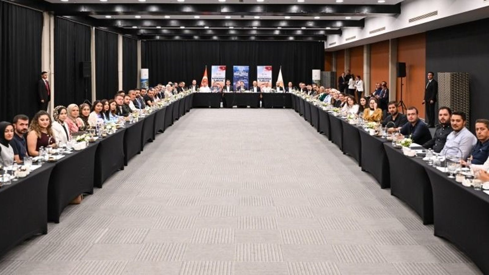Bakan Tunç: "Yapay Zeka Şube Müdürlüğü kurduk"