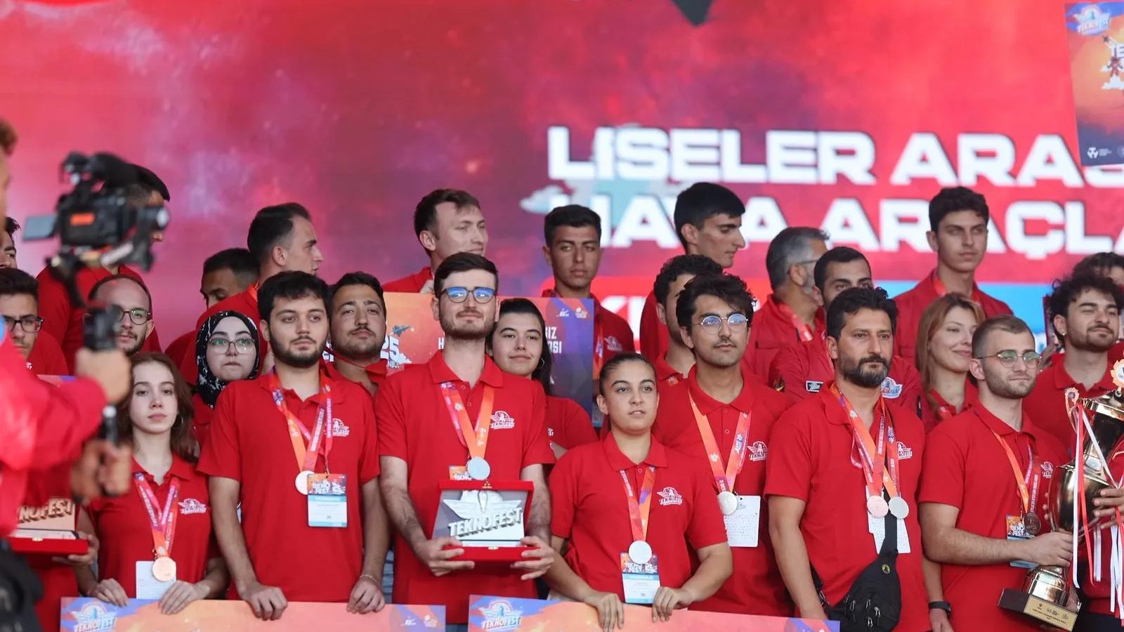 Gençlik merkezleri takımlarından TEKNOFEST 2025'te önemli başarılar