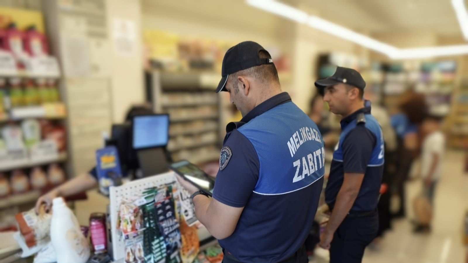 Melikgazi Belediyesi Zabıta Ekipleri market ve fırınlarda denetim yaptı
