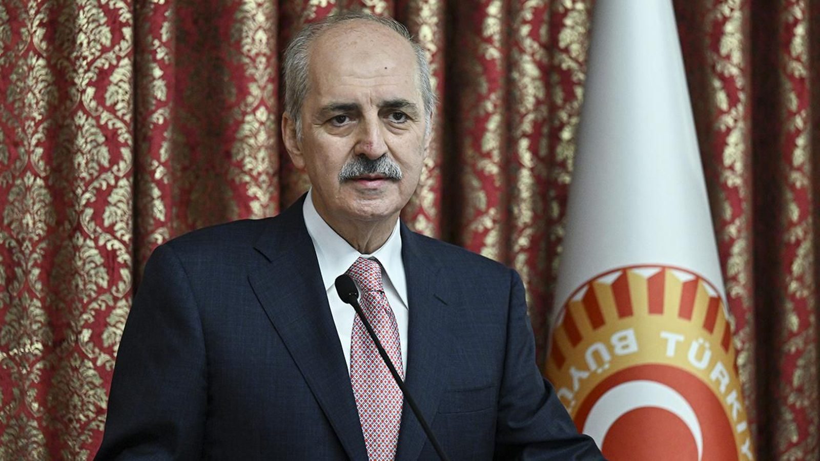 Numan Kurtulmuş: "İsrail terör kuvvetlerinin müdahalesi hukukun açıkça ihlalidir"