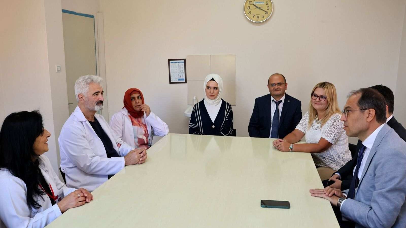 Müdür Erşan, hekimlerin talep ve ihtiyaçlarını dinledi