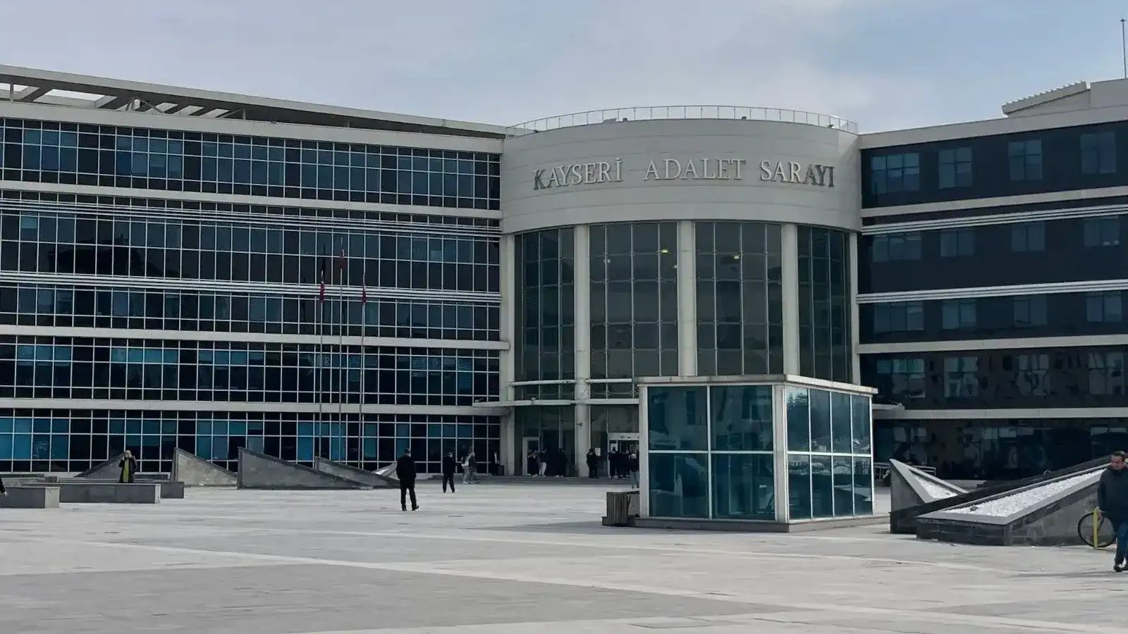 Eniştesinin ölümüne sebep olan şahsın yeniden yargılanmasına başlandı