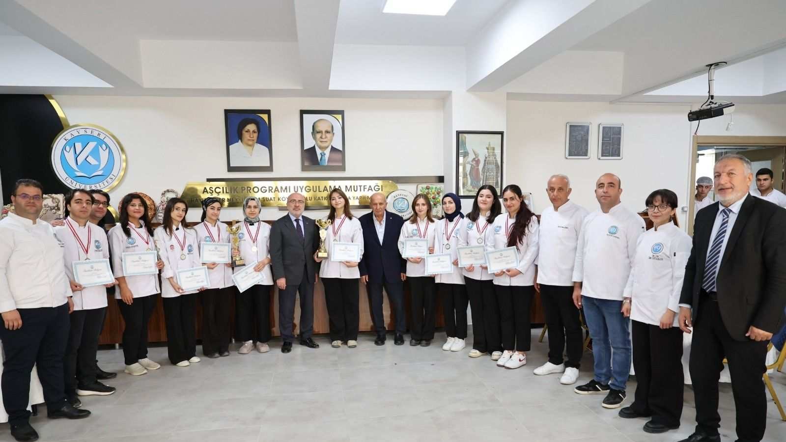 KAYÜ Develi İlahiyat Fakültesi’nde Yaşar Ekincioğlu Kütüphanesi açıldı