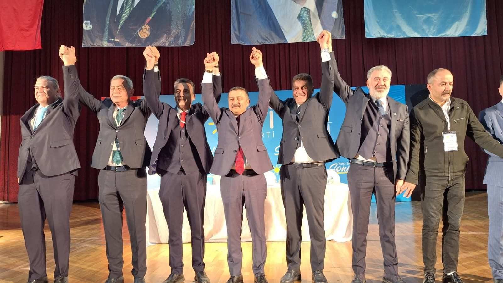 Vekil Türkoğlu; “Treni ve otobanı gelmeyen mahzun hemşehrilerim, makus talihinizi İYİ Parti değiştirecek”