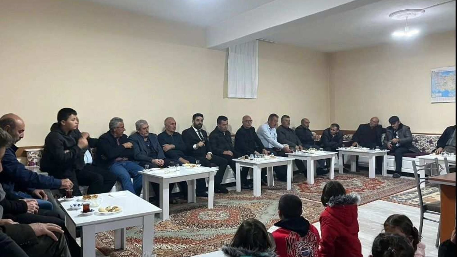 Başkan Metin: “Türkiye’nin geleceği için gönül gönüle hizmete devam edeceğiz”
