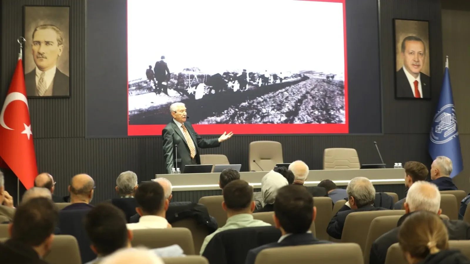 Melikgazi'de havacılık sektörünün dünü ve bugünü konuşuldu