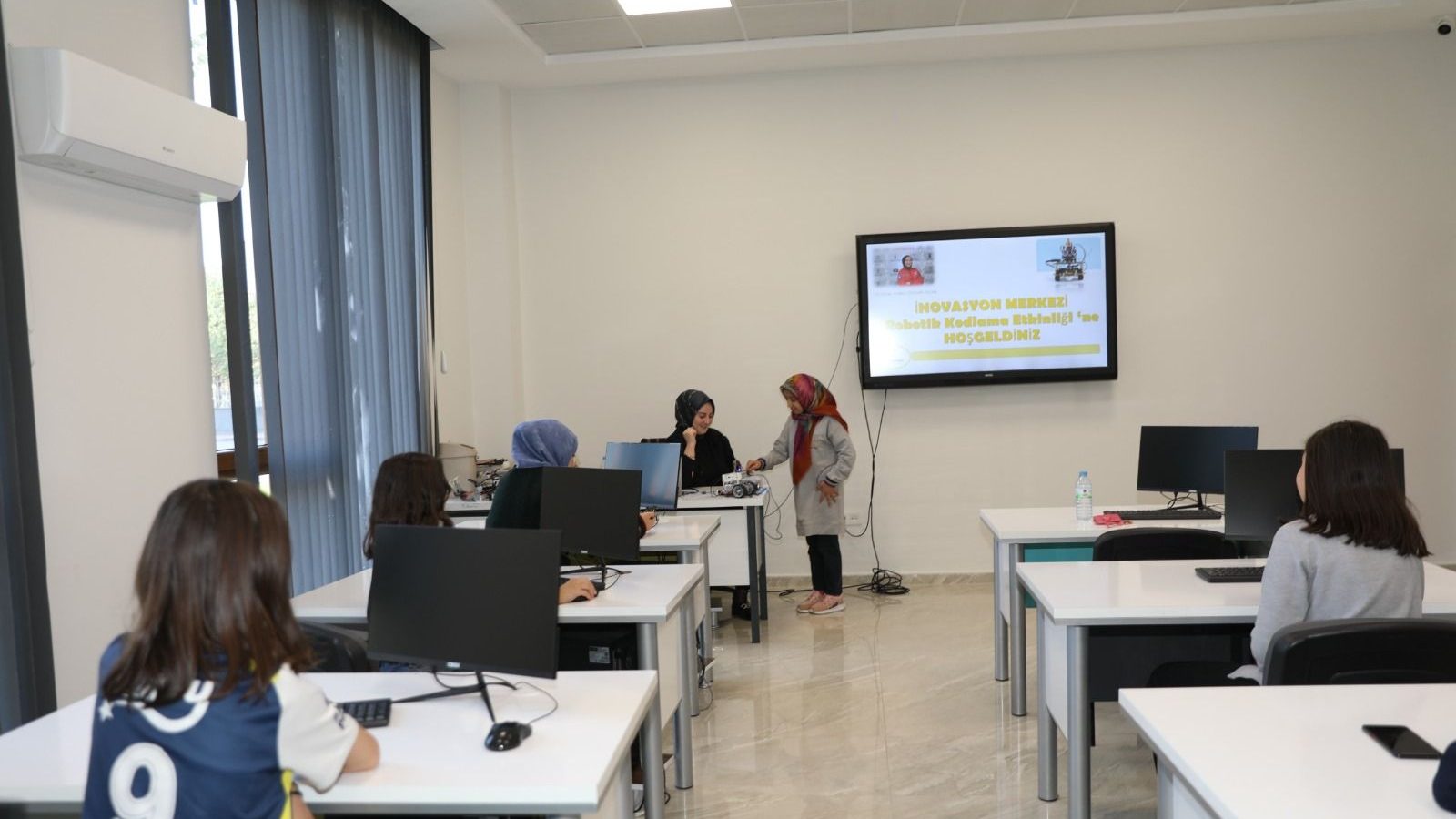 Başkan Çolakbayrakdar, “Bilim ve teknolojiyle güçlü Türkiye’yi inşa ediyoruz”