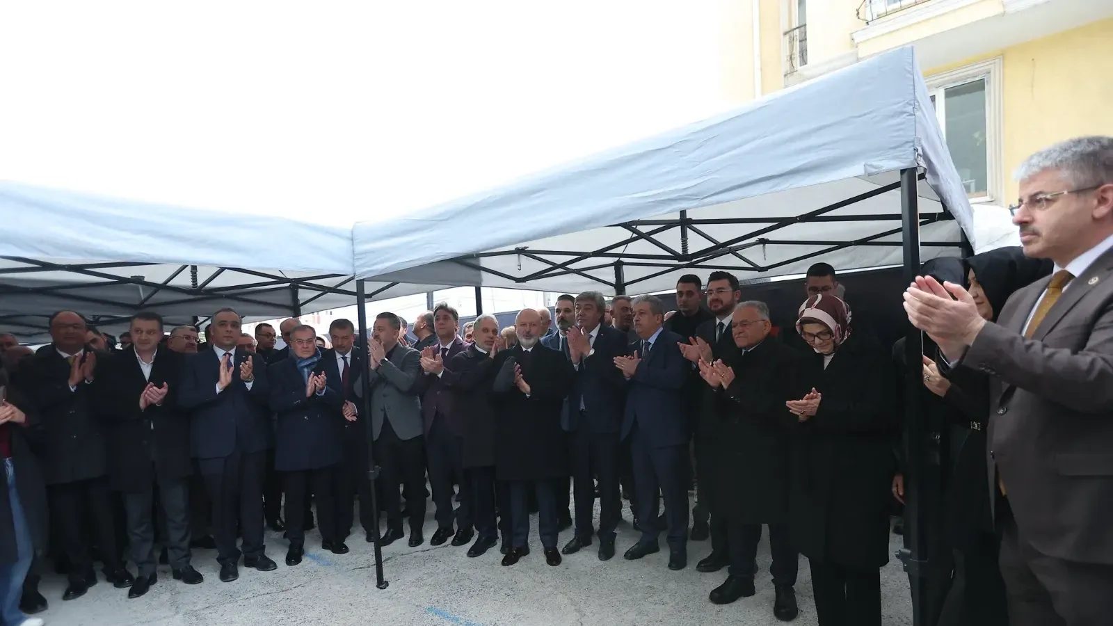AK Parti’de bayramlaşma programı gerçekleştirildi
