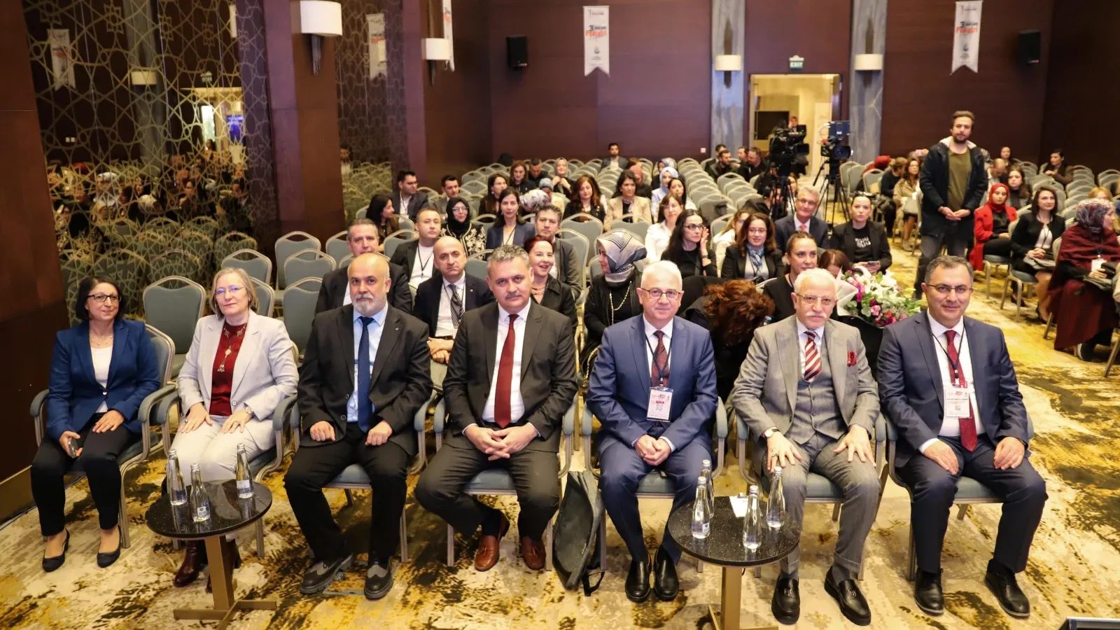Konya'da sağlıkçılara yönelik kongreler yapıldı