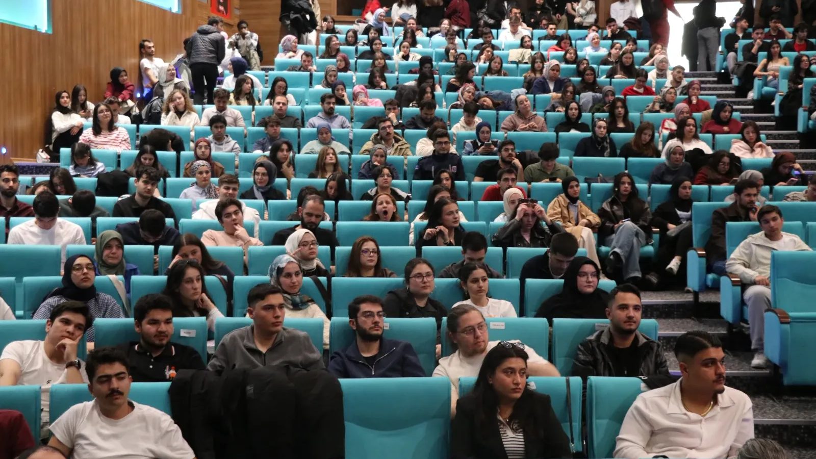 Yozgat'ta "Sektör Kampüste Kariyer Buluşmaları" programı düzenlendi