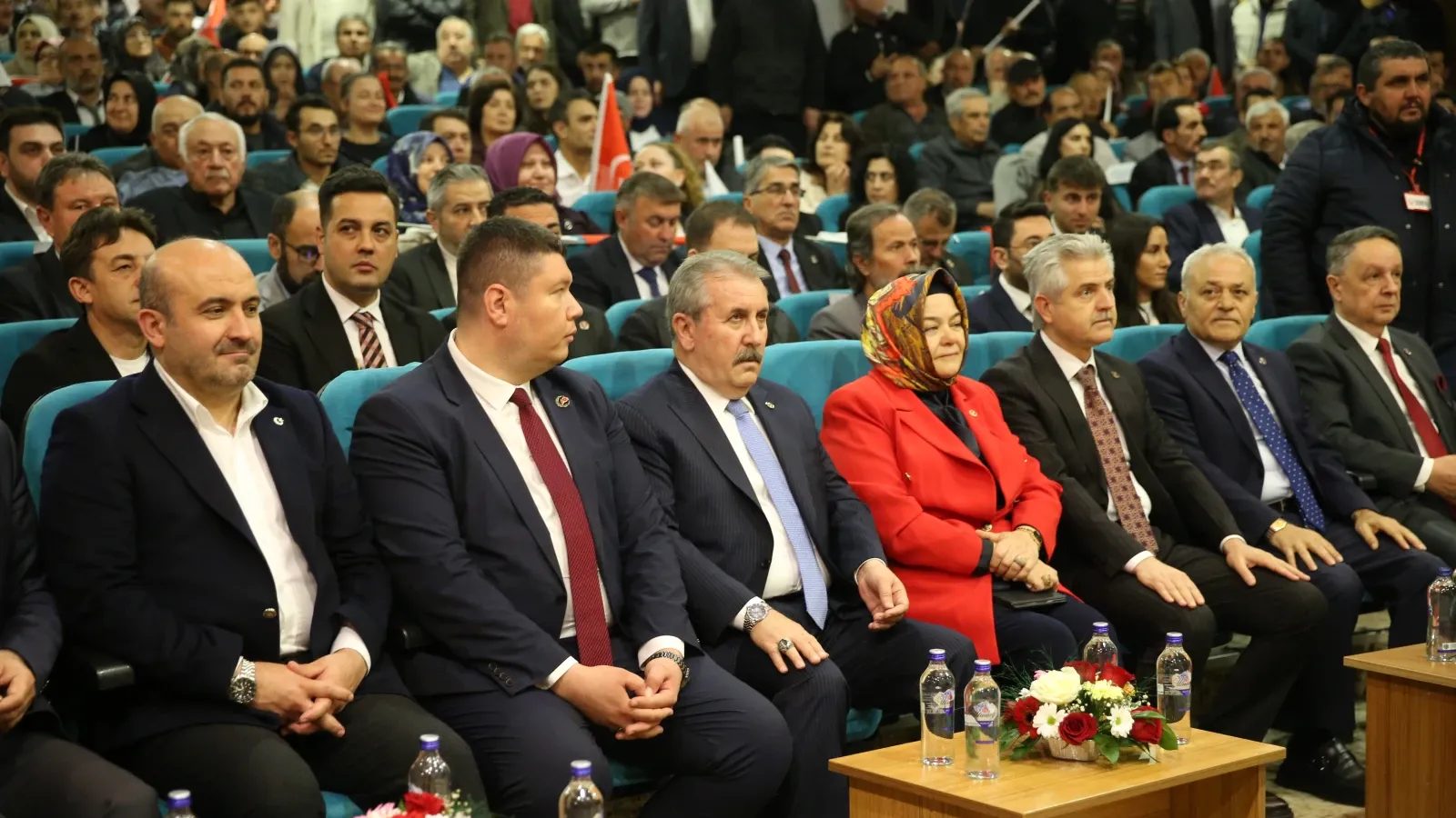BBP Genel Başkanı Destici, partisinin Eskişehir İl Kongresi'nde konuştu: