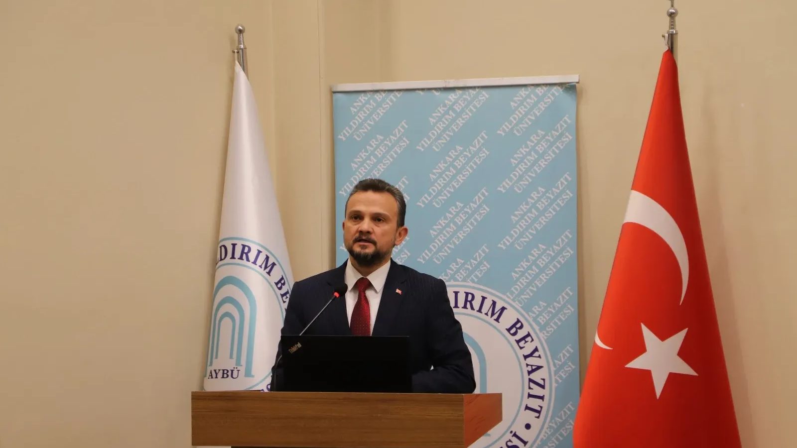 Ankara Yıldırım Beyazıt Üniversitesi'nde "İhtisas Akademi 2026" programı düzenlendi