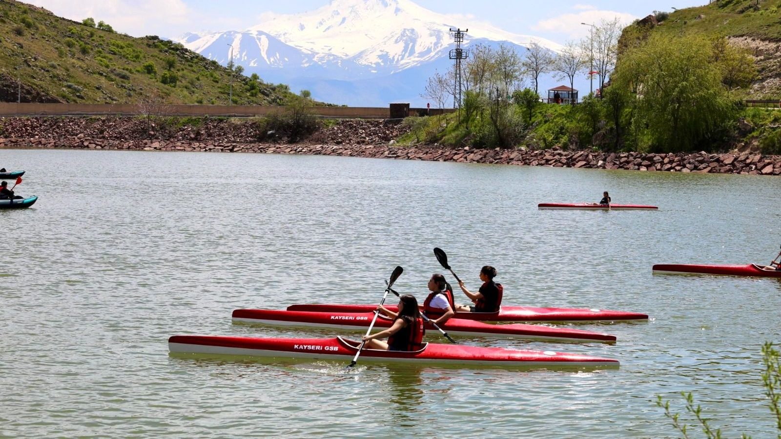İncesu Su Sporları Merkezi Açıldı