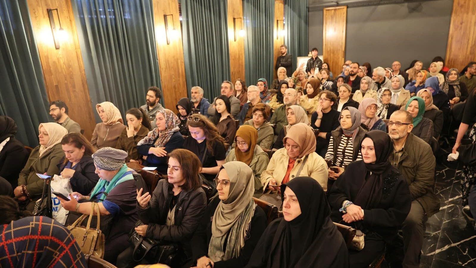 Sanat Melikgazi’de hat sanatı söyleşisi