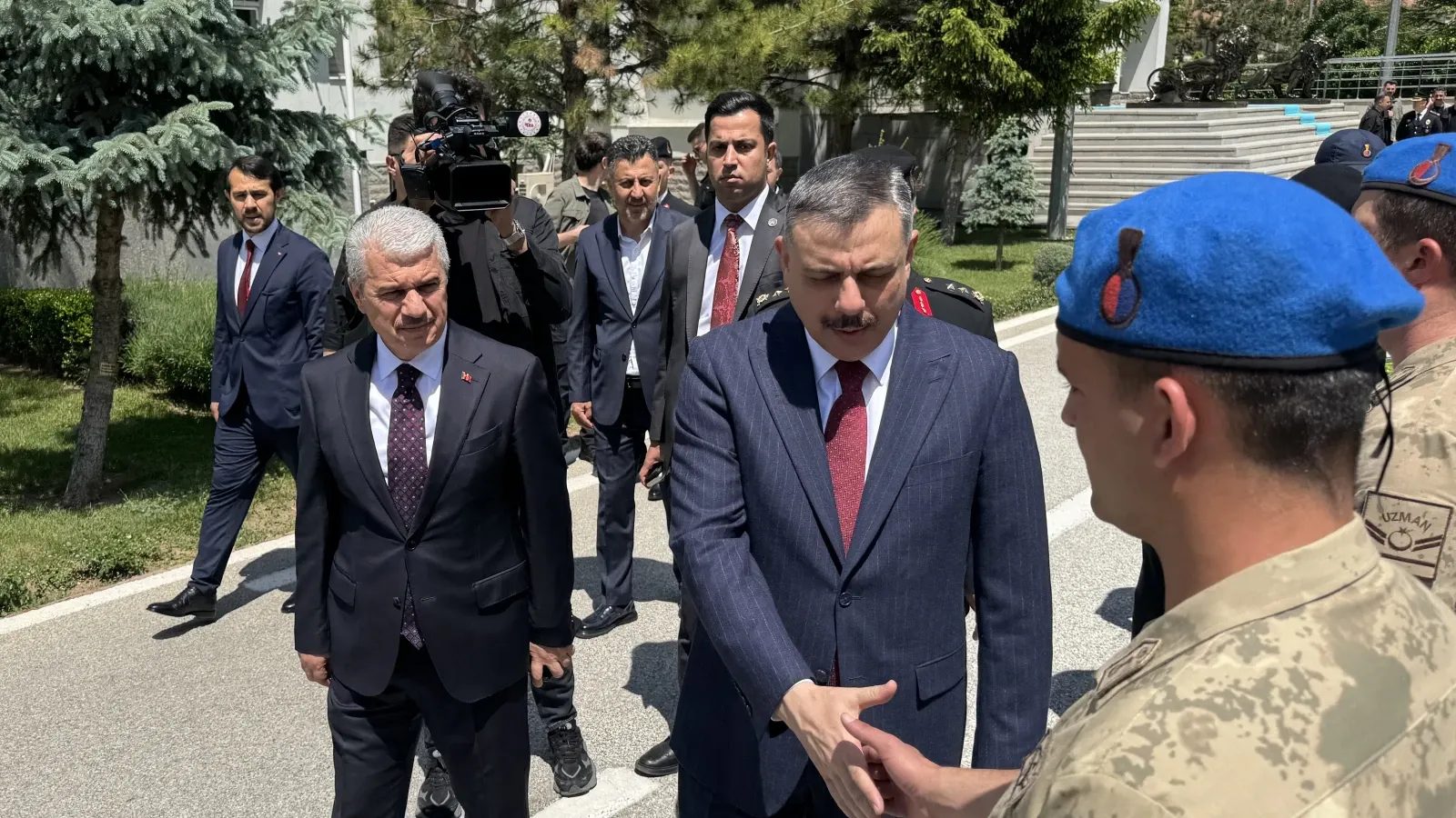 İçişleri Bakanı Çiftçi, Konya'da emniyet ve jandarma personeliyle bayramlaştı